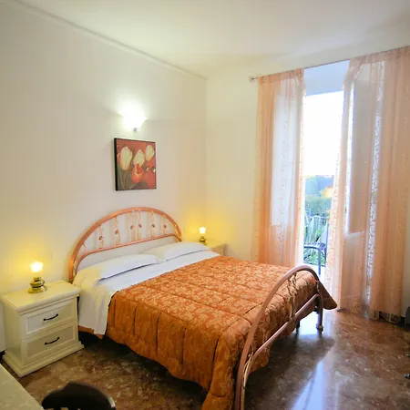 Agata 3* Levanto