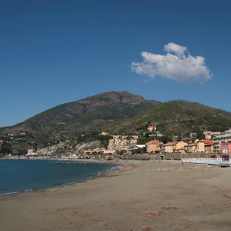 阿加塔旅馆 招待所 莱万托